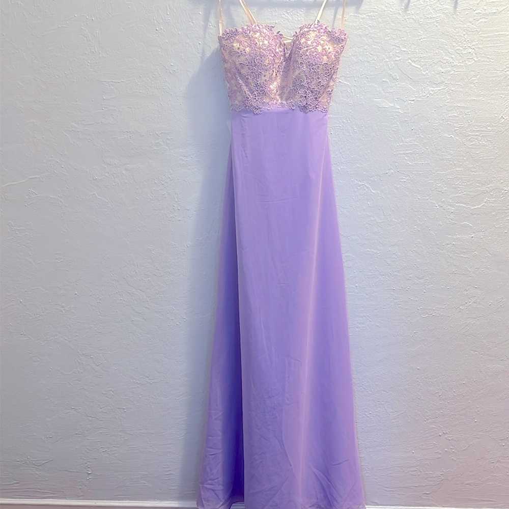 🆕 Glow Dress Purple Floral Corset Sleeveless Dress - Size 6